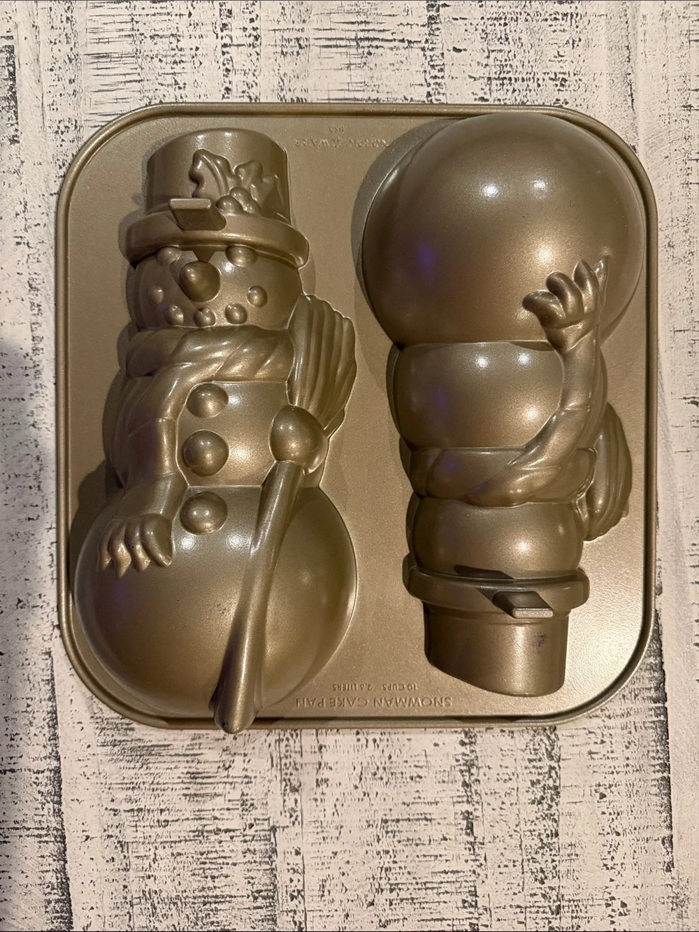 Williams Sonoma three dimensional